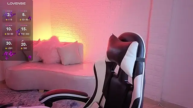 Snapshot of marilin_a chatting on November 23, 2025, 7:35 pm marilin a online show from November 23, 2025, 7:35 pm