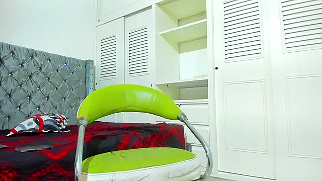 Snapshot of jamiief4 chatting on February 12, 2026, 8:25 am jamiief4 online show from February 12, 2026, 8:25 am