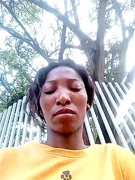 Snapshot of SabrinaDevill chatting on February 26, 2025, 1:22 pm SabrinaDevill online show from February 26, 2025, 1:22 pm