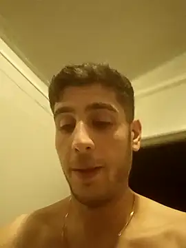 arenn1997 online show from November 17, 2025, 10:14 pm