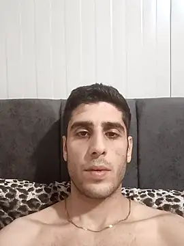 arenn1997 online show from April 7, 2026, 10:11 pm