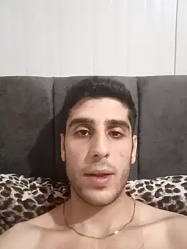 arenn1997 online show from April 9, 2026, 12:23 am