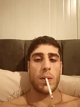 arenn1997 online show from February 4, 2026, 12:16 am