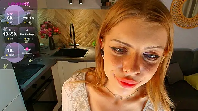 Hannah Carr online show from June 24, 2026, 11:42 am