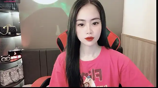 Snapshot of witch-39 chatting on December 7, 2024, 4:59 am witch-39 online show from December 7, 2024, 4:59 am