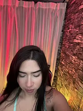 corallwells online show from April 16, 2026, 5:08 am