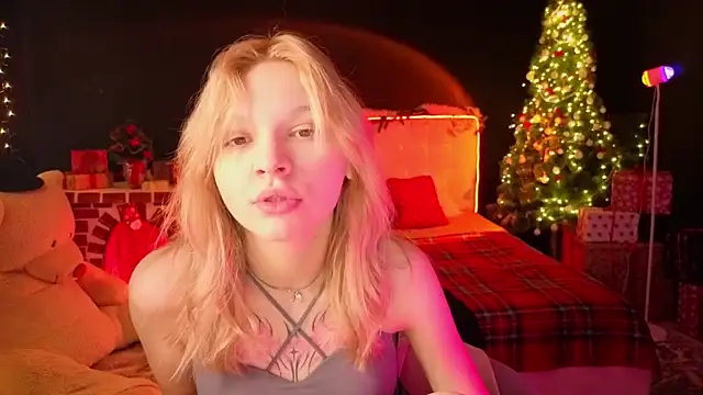 LitaBrom online show from January 12, 2026, 2:40 am