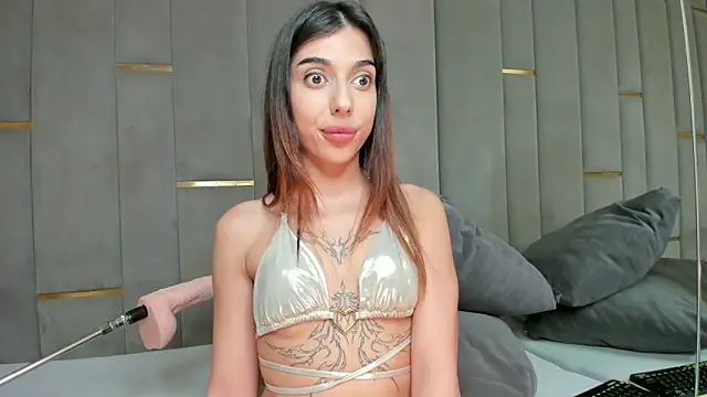 eva lim online show from November 3, 2025, 2:31 pm