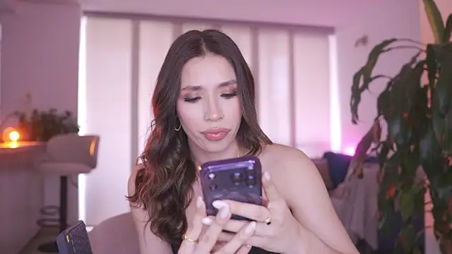 Snapshot of honeyann08 chatting on February 3, 2026, 8:47 pm honeyann08 online show from February 3, 2026, 8:47 pm