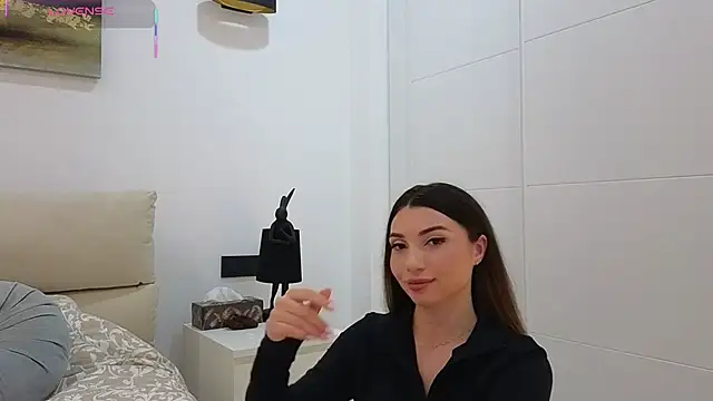 ReyaSophia online show from April 16, 2026, 9:39 pm