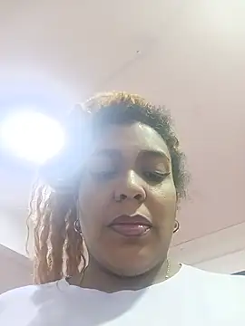 Snapshot of ELLA_KELLY chatting on July 3, 2026, 11:39 am ELLA KELLY online show from July 3, 2026, 11:39 am