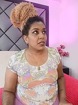 Snapshot of ELLA_KELLY chatting on June 17, 2026, 11:53 am ELLA KELLY online show from June 17, 2026, 11:53 am