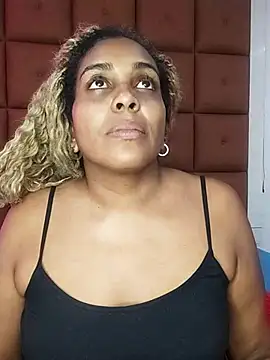 ELLA KELLY online show from September 25, 2025, 11:49 am