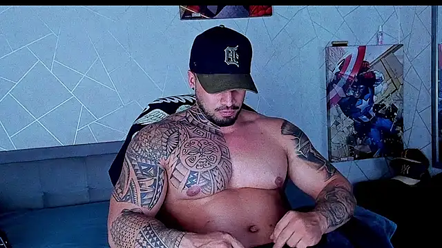 Cristian Walker online show from May 12, 2026, 11:44 pm
