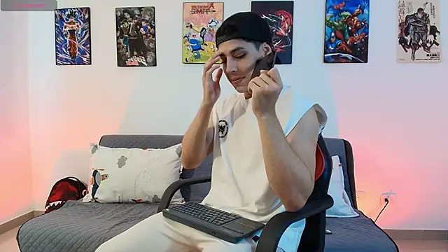 jonathanjoestar  online show from April 12, 2026, 8:12 pm