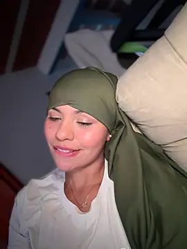 Snapshot of lalilamassu1 chatting on March 4, 2026, 4:59 pm lalilamassu1 online show from March 4, 2026, 4:59 pm