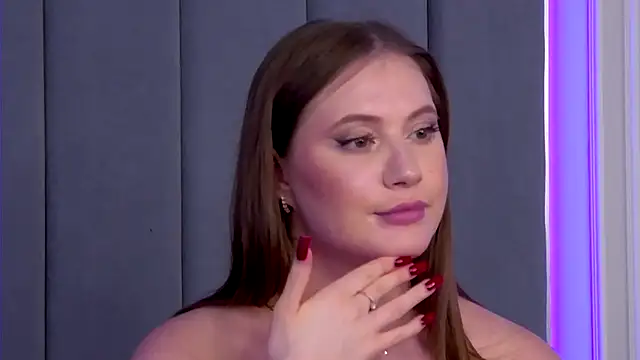 Snapshot of ChloeMarsch chatting on October 10, 2025, 6:03 am ChloeMarsch online show from October 10, 2025, 6:03 am
