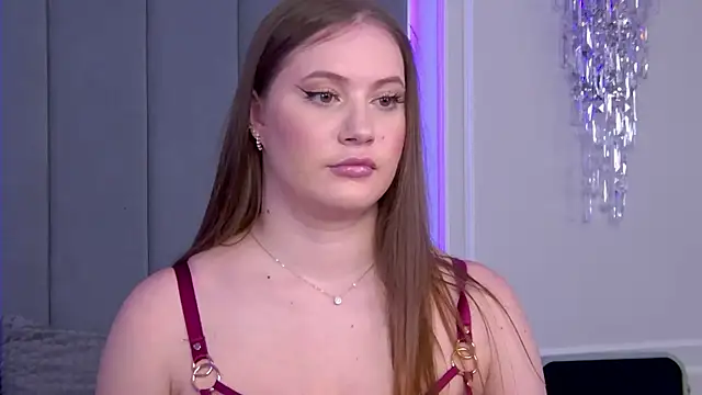 Snapshot of ChloeMarsch chatting on October 5, 2025, 4:47 am ChloeMarsch online show from October 5, 2025, 4:47 am