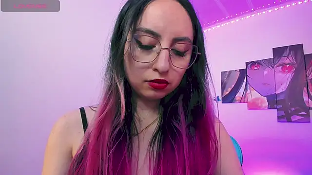 Julieta cott online show from March 10, 2025, 1:45 am