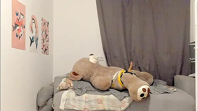 Silly  Milly online show from February 10, 2025, 5:52 pm