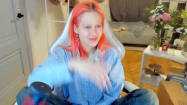 Silly  Milly online show from March 8, 2025, 8:03 pm