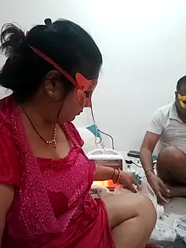 BBW HOT COUPLE online show from January 6, 2025, 1:52 pm