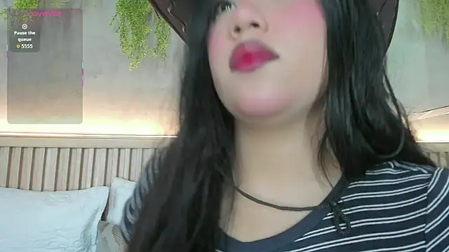 Lana Lann online show from November 29, 2025, 12:16 pm