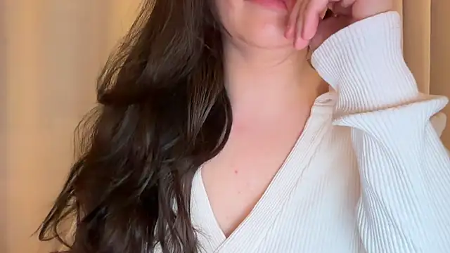 Snapshot of Sandysecret chatting on April 15, 2026, 7:58 pm Sandysecret online show from April 15, 2026, 7:58 pm