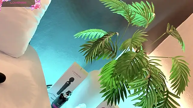 Snapshot of samanthaevanss1 chatting on February 3, 2026, 2:53 am samanthaevanss1 online show from February 3, 2026, 2:53 am