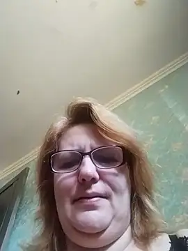 Forest-Lady online show from March 15, 2026, 10:33 am