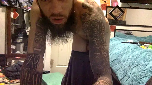Snapshot of Robriguezxxx chatting on March 7, 2025, 10:46 am Robriguezxxx online show from March 7, 2025, 10:46 am