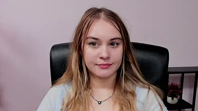 Snapshot of kitty_valeria chatting on February 2, 2026, 5:23 pm kitty valeria online show from February 2, 2026, 5:23 pm