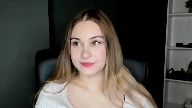 kitty valeria online show from March 22, 2026, 9:49 pm