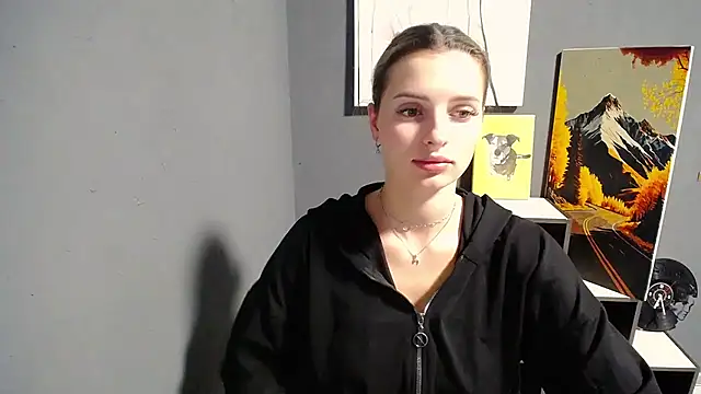 lady olivia  online show from July 11, 2026, 5:02 pm