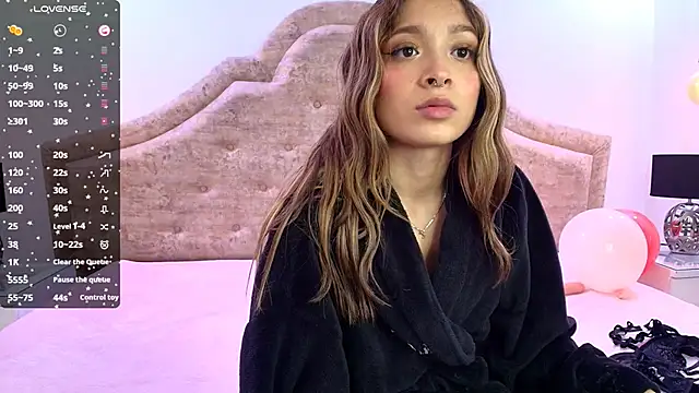 Victoria Adams14 online show from March 14, 2025, 6:18 pm