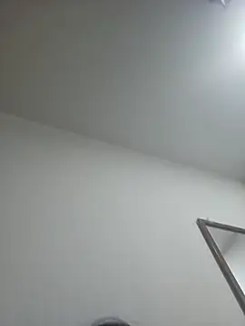 azumiichan online show from April 12, 2026, 12:14 am