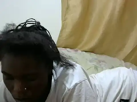 Snapshot of Ebony_jojo chatting on February 28, 2025, 1:36 pm Ebony jojo online show from February 28, 2025, 1:36 pm