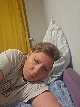 zarina3003 online show from April 24, 2026, 8:00 pm