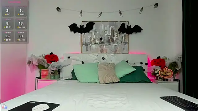 zoey marie online show from October 30, 2025, 2:25 pm