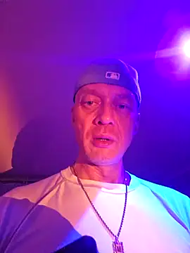 McdyllanXX online show from March 10, 2025, 11:38 pm