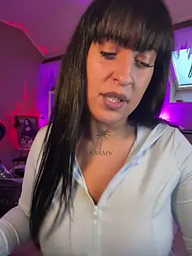 CarolaDrago online show from December 18, 2025, 11:14 am