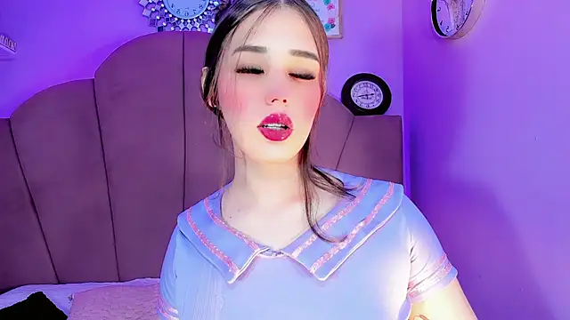 Snapshot of ValeriaAguilar chatting on November 7, 2025, 9:41 pm ValeriaAguilar online show from November 7, 2025, 9:41 pm