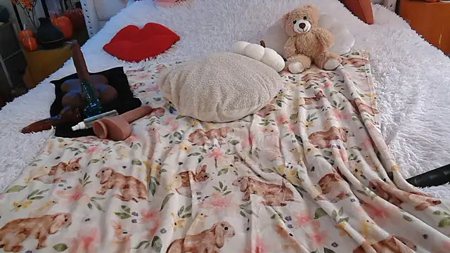 VegasDani online show from November 21, 2025, 11:04 pm