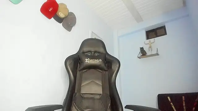  Poseidon1  online show from November 12, 2025, 5:00 am