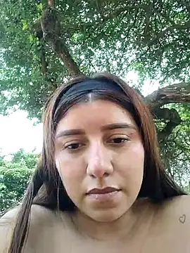 Snapshot of caro_sweett chatting on February 27, 2025, 3:59 pm caro sweett online show from February 27, 2025, 3:59 pm