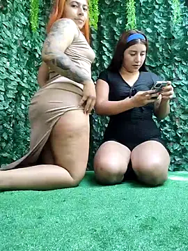 Snapshot of caro_sweett chatting on January 28, 2025, 7:00 pm caro sweett online show from January 28, 2025, 7:00 pm