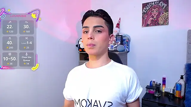 OwenBluee online show from January 17, 2026, 6:06 am