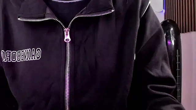 Snapshot of mia_six66 chatting on February 7, 2026, 12:13 pm mia six66 online show from February 7, 2026, 12:13 pm