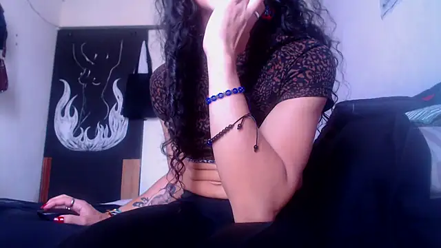 Zafiro subversiva online show from March 4, 2026, 2:14 pm