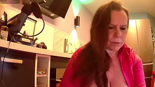 Endrocleia online show from April 6, 2026, 8:10 pm